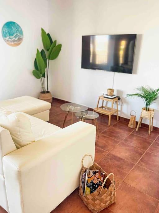 Apartamento Casa Bamboo Corralejo, Espacioso, Piscina Y Parking Exterior foto